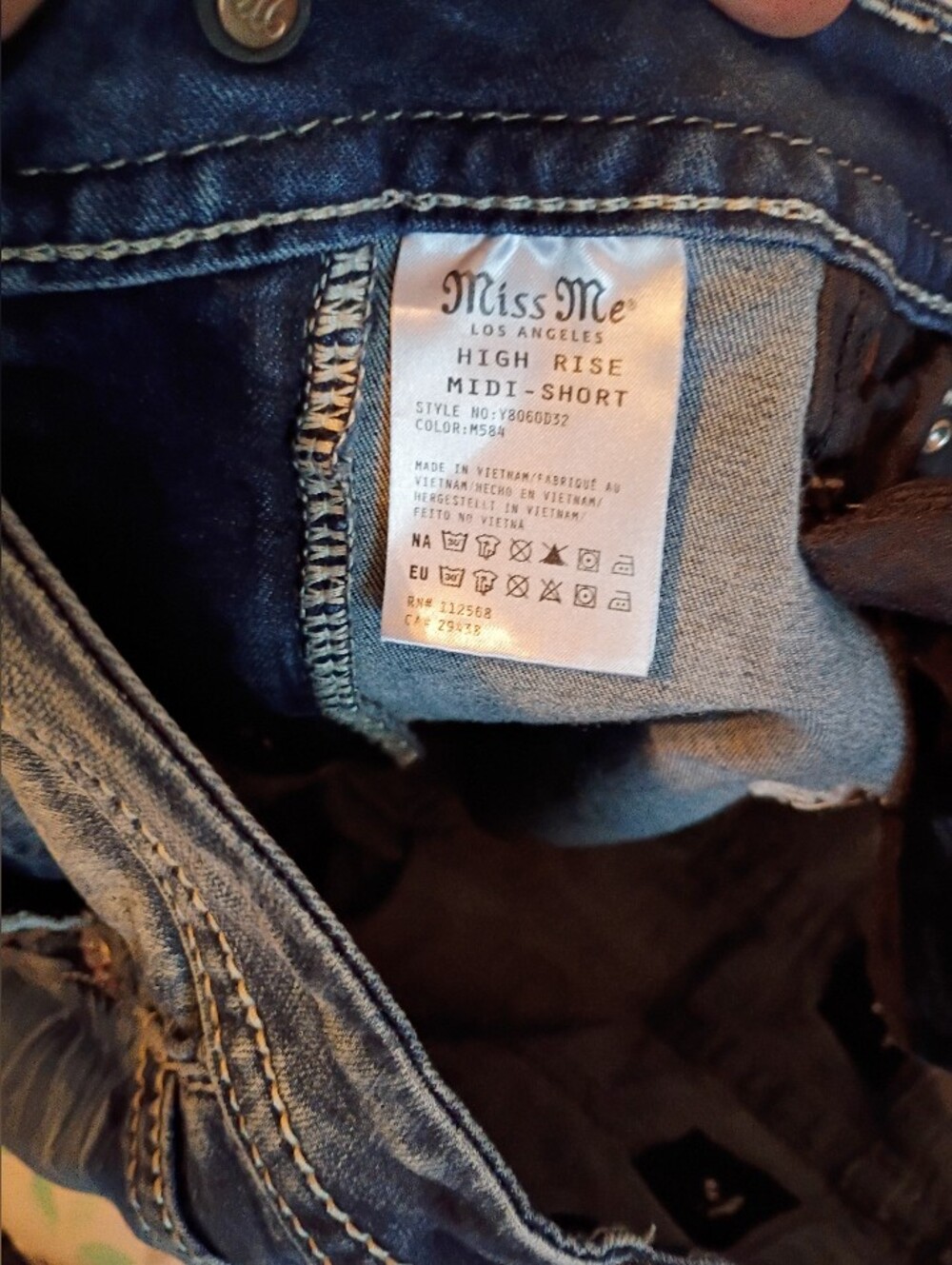 Miss me Ripped Distressed Blue Denim Jean Signature M High Rise Midi-Shorts - Picture 10 of 13